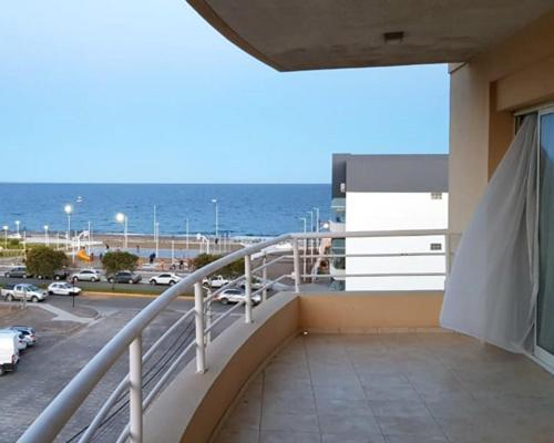 Diez Aparthotel Puerto Madryn Zewnętrze zdjęcie
